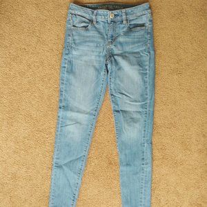 American Eagle blue jeans